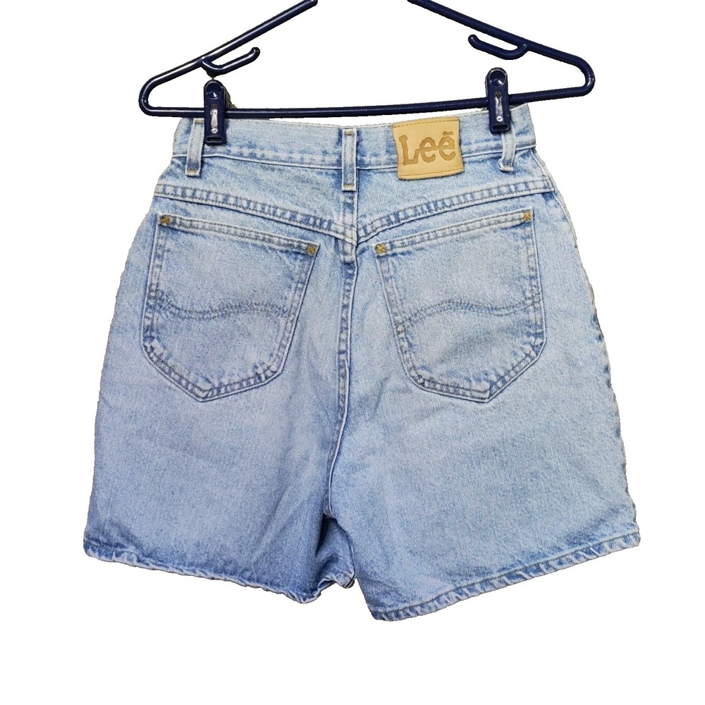90s Lee Jean Shorts Womens 25 Waist High Rise Jorts Relaxed Light Waist Vintage